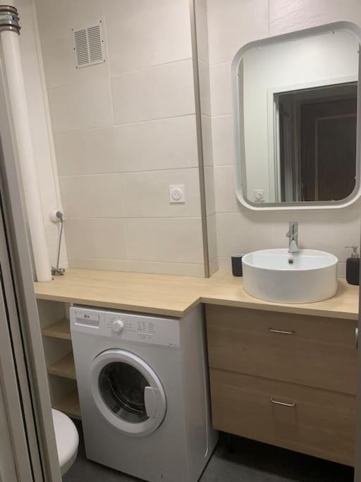 Superbe T1 Refait A Neuf, Parking, Clim, Metro Apartment Тулуза Екстериор снимка